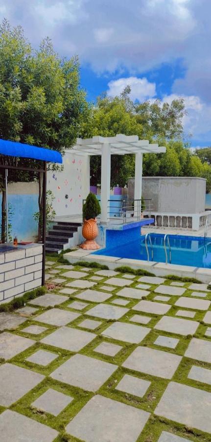 VenkatāpurAmaan Exotica Farmhouse别墅 外观 照片
